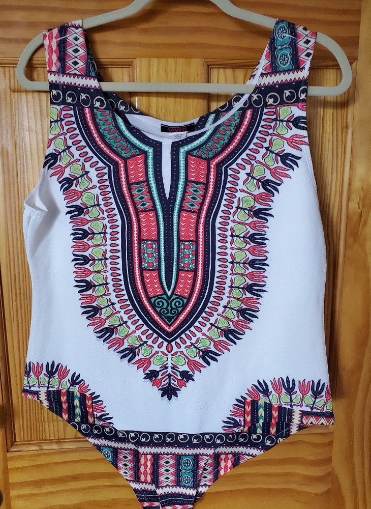 Body suit with snaps